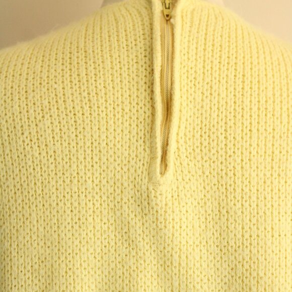 Vintage 1960s Sweater Vest, Classic Creations Yellow Knit, Zipper Back - Picture 9 of 10